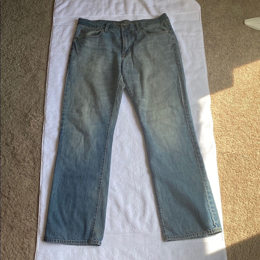 American Eagle Men's Blue Jeans